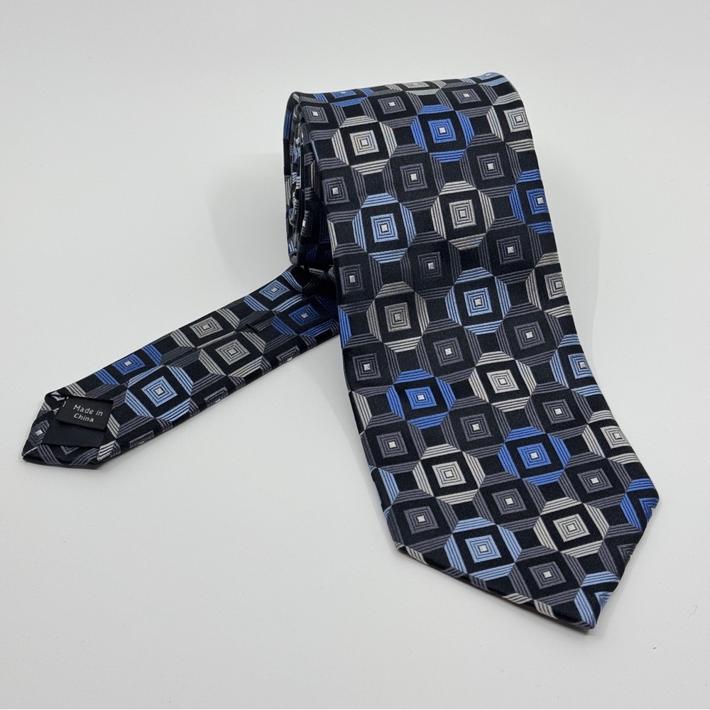 Michael Kors Men’s Silk Geometric Pattern Tie – Black, Blue & Silver, 49” x 3.5”
